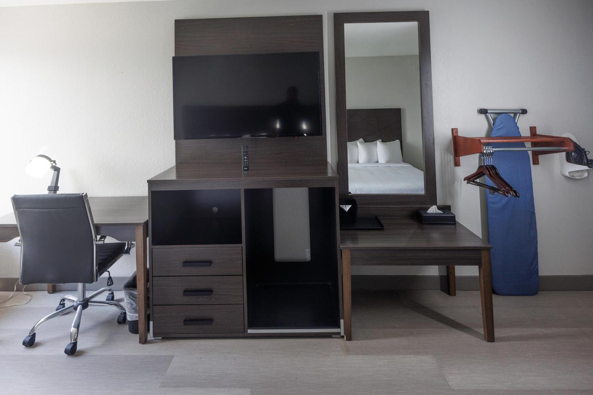 B&B Hotel Miami Airport Miami Springs Bagian luar foto