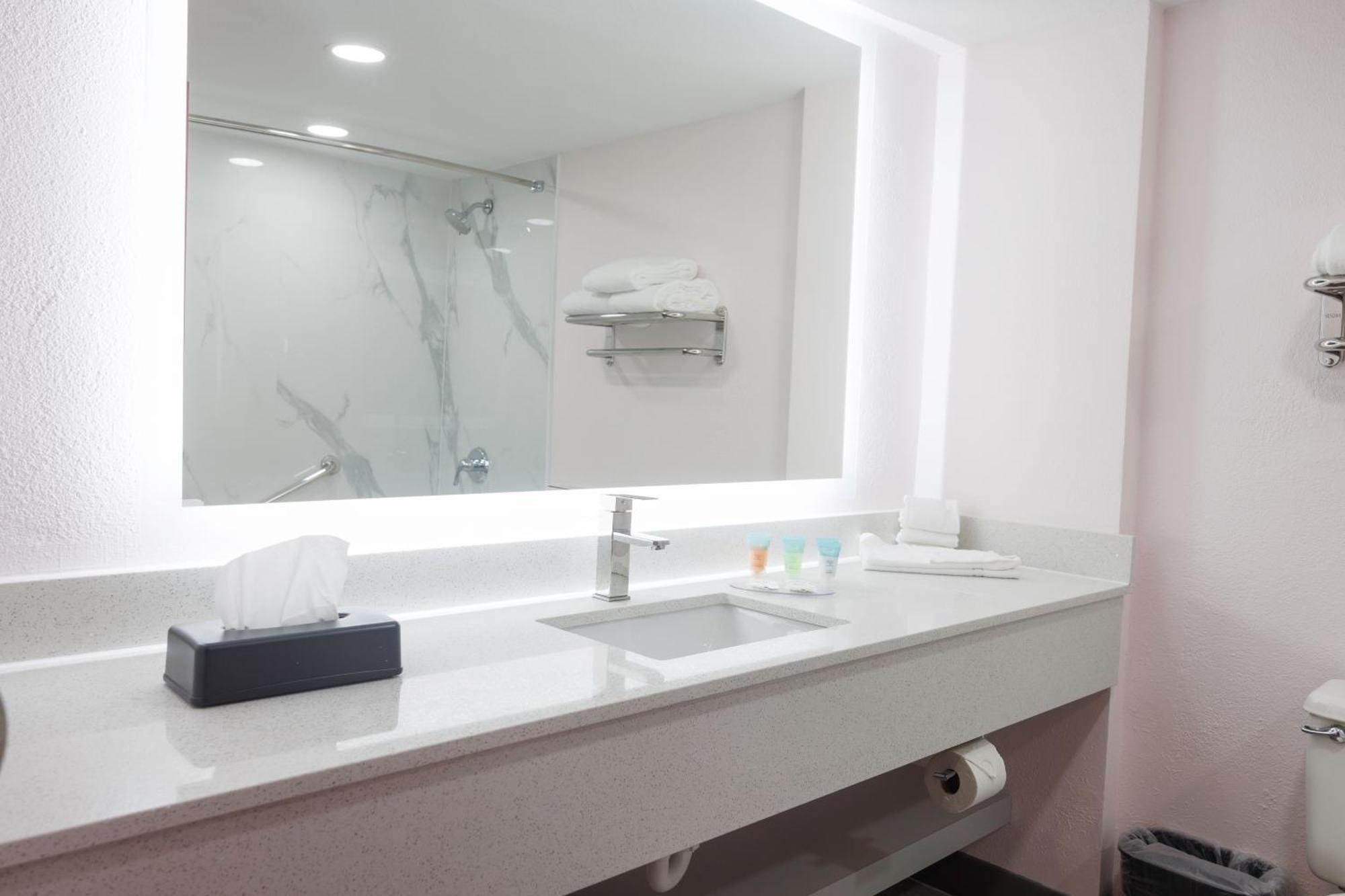 B&B Hotel Miami Airport Miami Springs Bagian luar foto