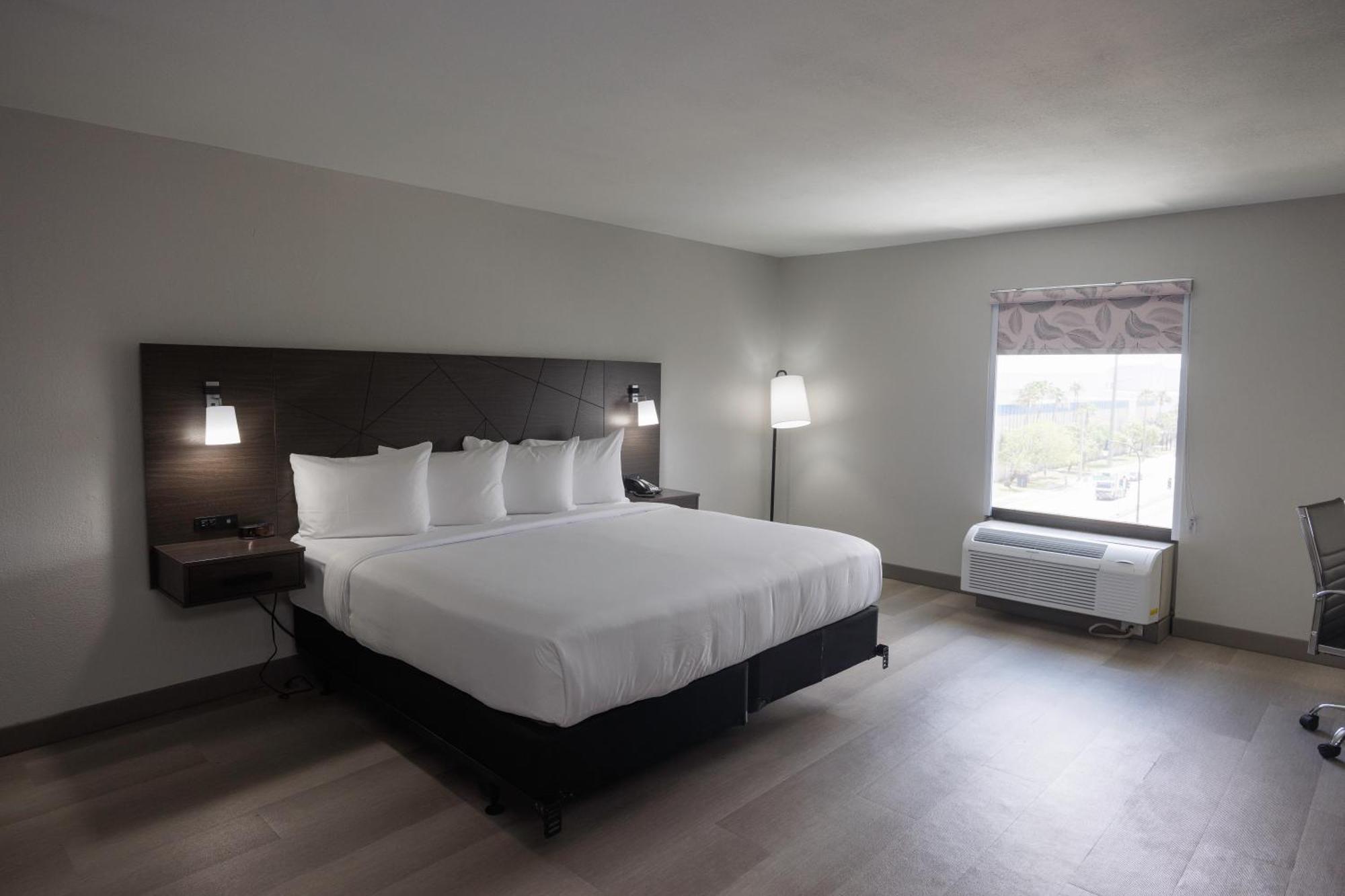 B&B Hotel Miami Airport Miami Springs Bagian luar foto