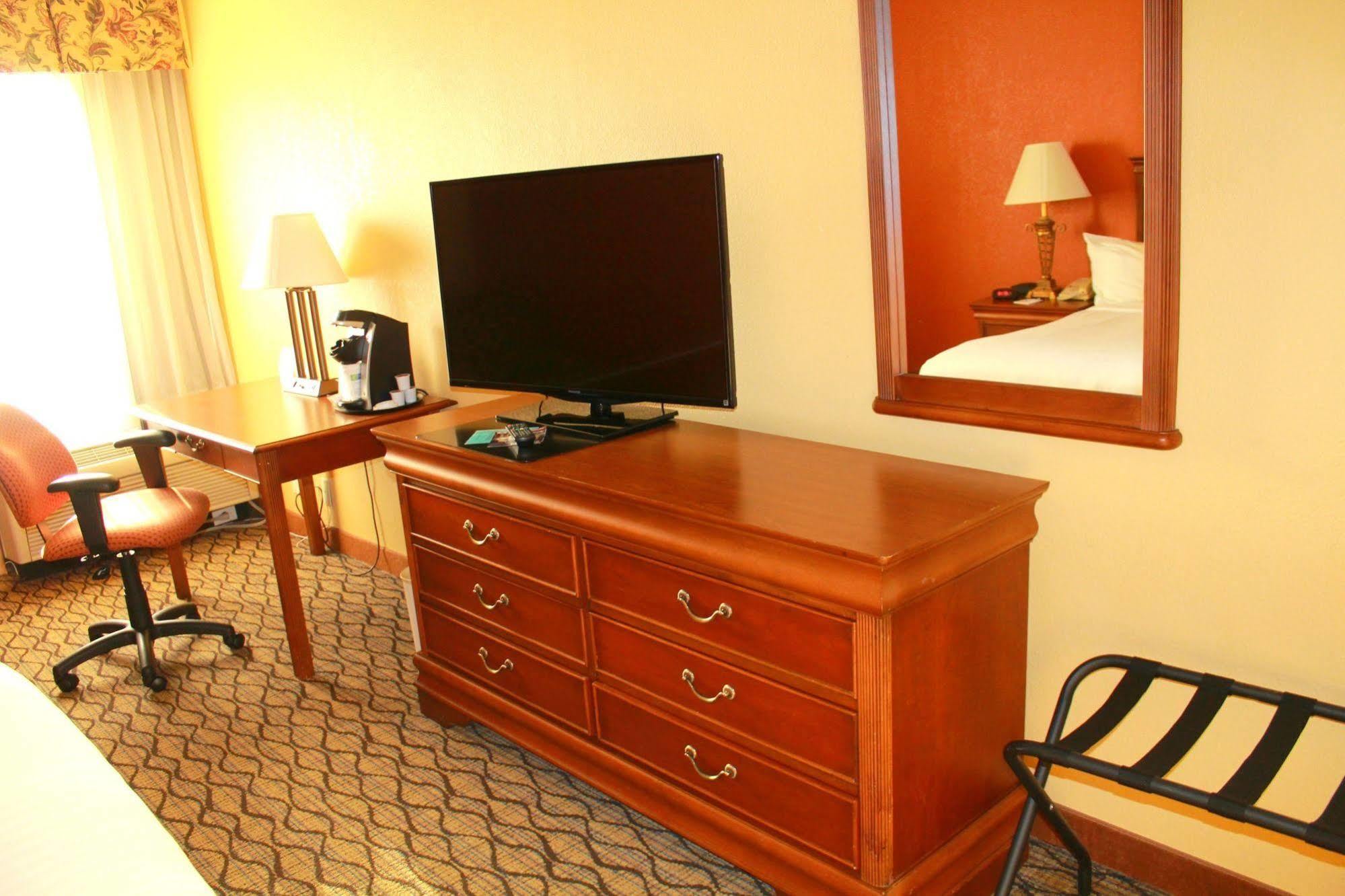 B&B Hotel Miami Airport Miami Springs Bagian luar foto